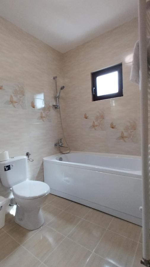 La Amy Apartment Pangarati Luaran gambar