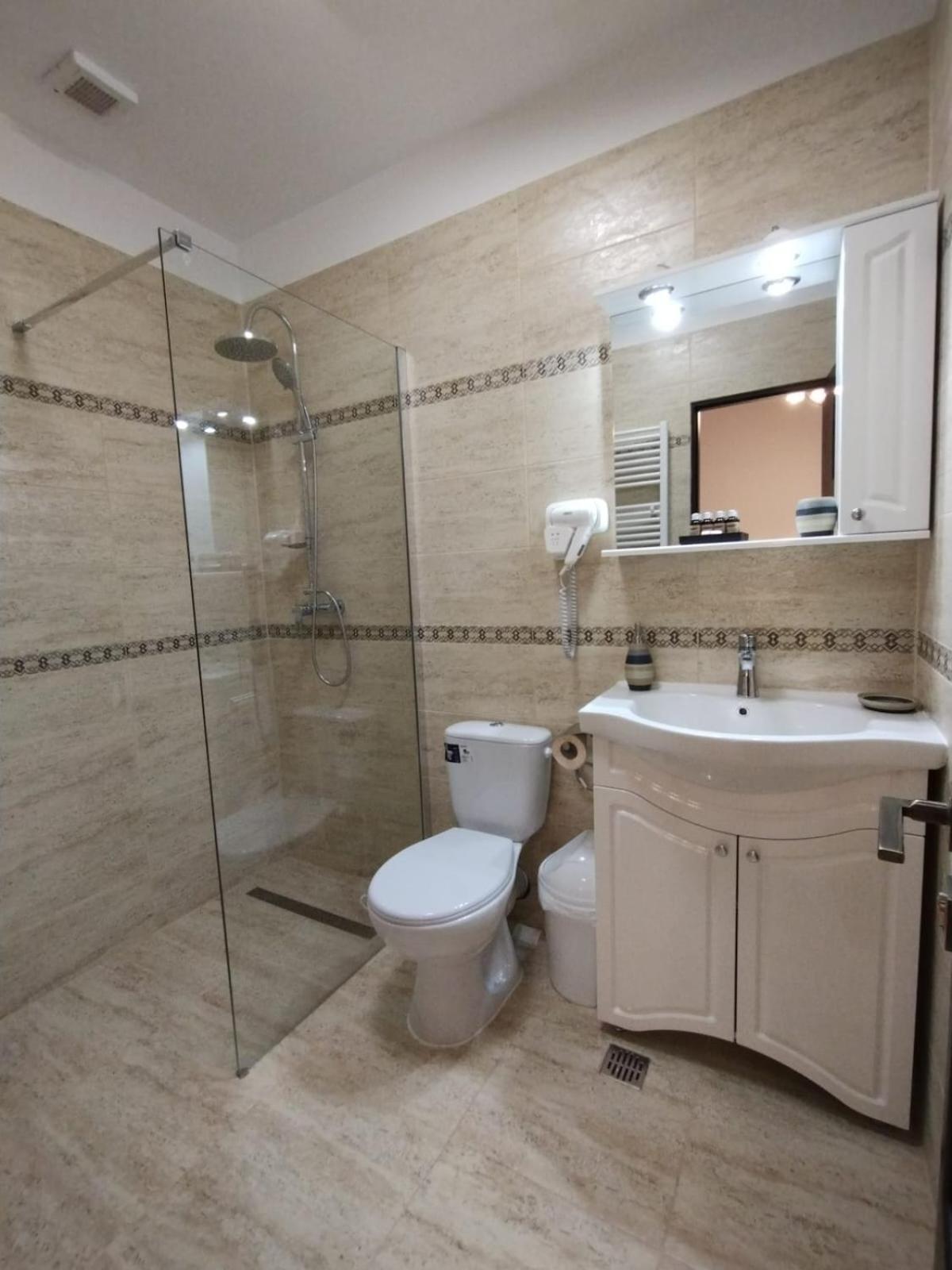 La Amy Apartment Pangarati Luaran gambar