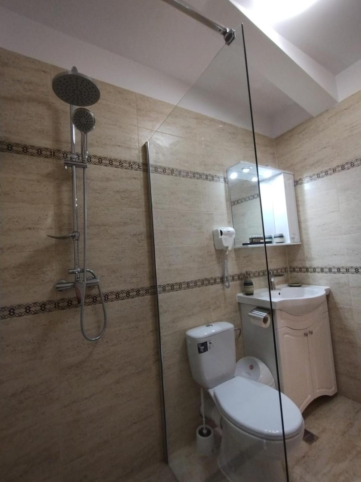 La Amy Apartment Pangarati Luaran gambar
