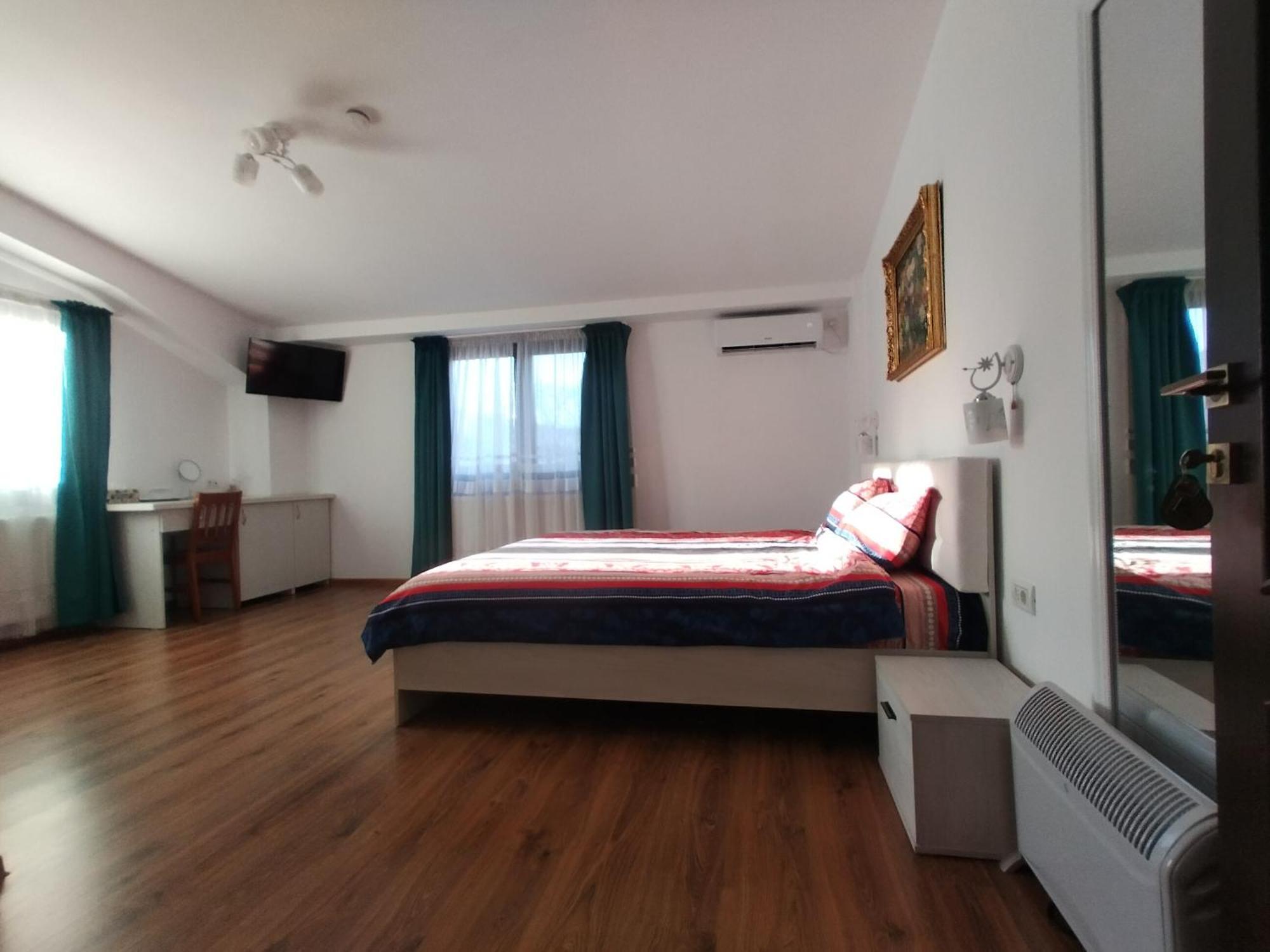 La Amy Apartment Pangarati Luaran gambar