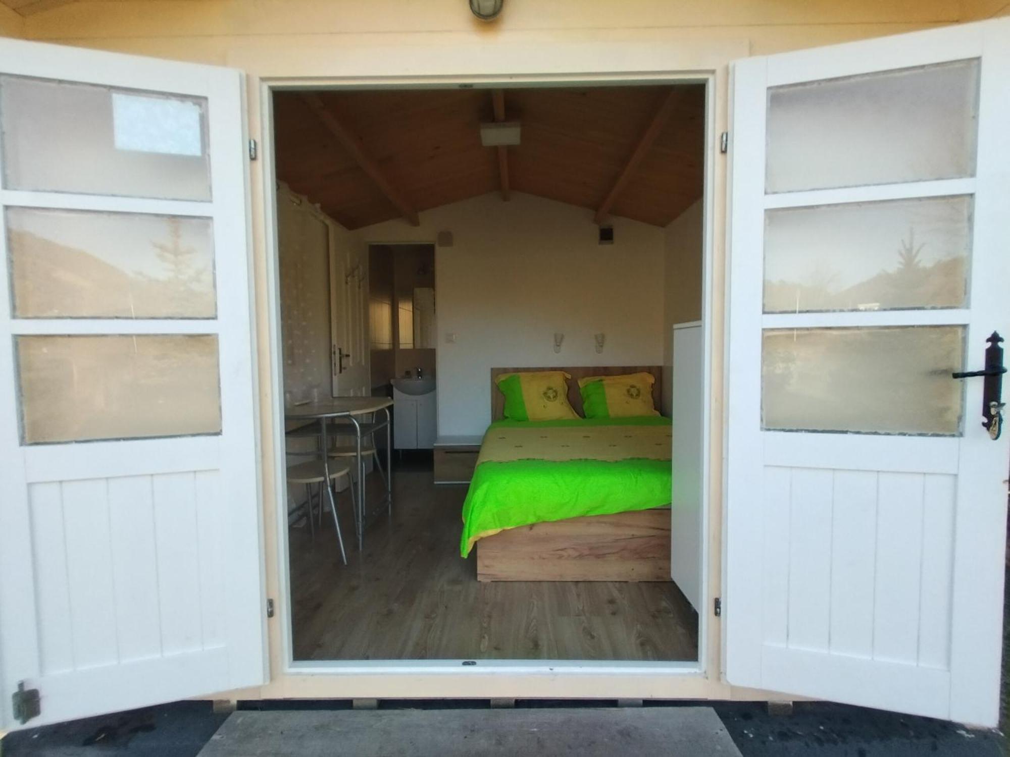 La Amy Apartment Pangarati Luaran gambar