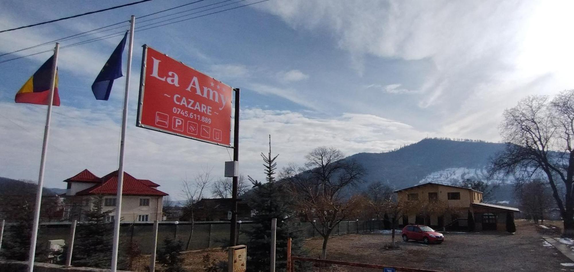 La Amy Apartment Pangarati Luaran gambar